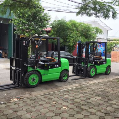 XE NÂNG ĐIỆN EP 3 TẤN ICE301B PIN LITHIUM 