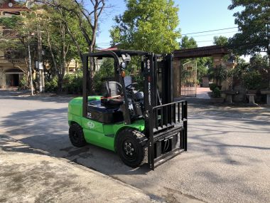 Xe nâng điện 3.5 tấn cao cấp, Model EFL352 – Pin Lithium ion