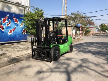 Xe nâng điện 3.5 tấn cao cấp, Model EFL352 – Pin Lithium ion